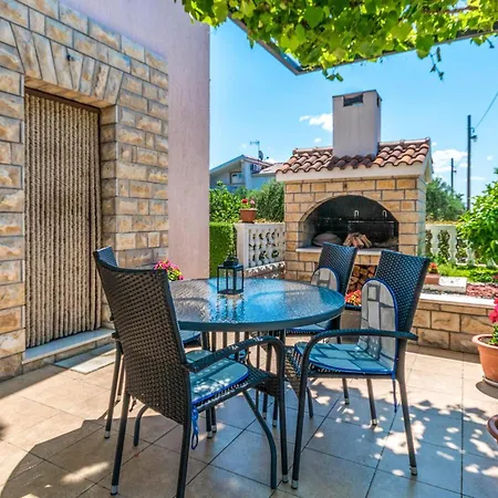 Cozy In With Kitchen * Biograd Na Moru