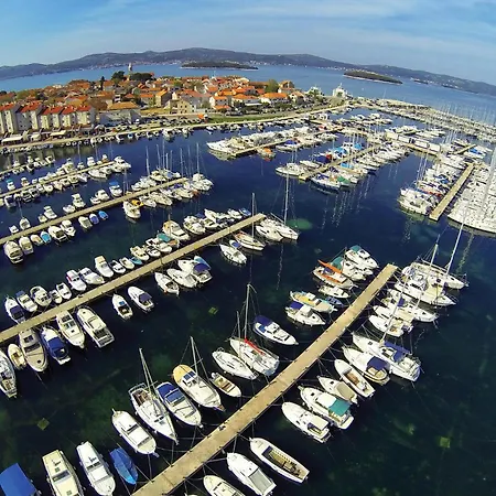 Beautiful In With Wifi Biograd Na Moru